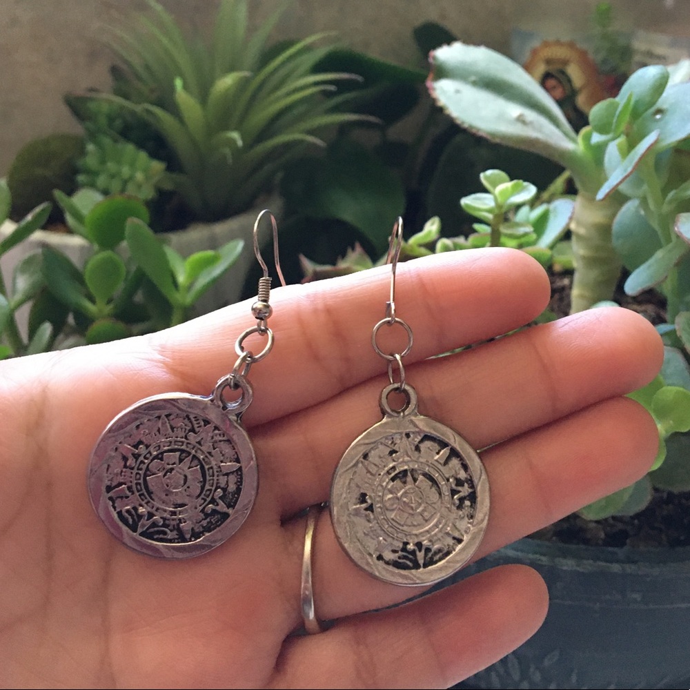 🤍 Aztec Calendar Silver Earrings  🤍